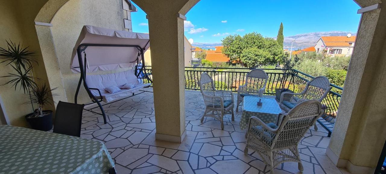 Apartmani Fani Supetar Zewnętrze zdjęcie
