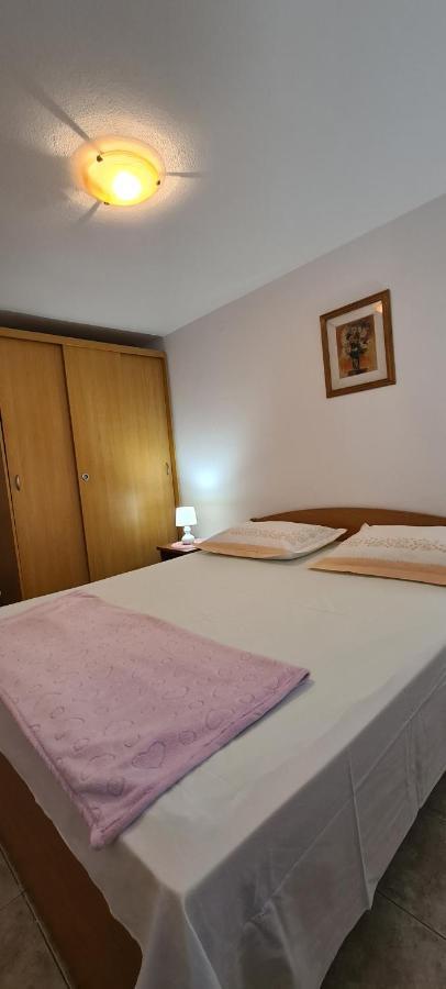 Apartmani Fani Supetar Zewnętrze zdjęcie